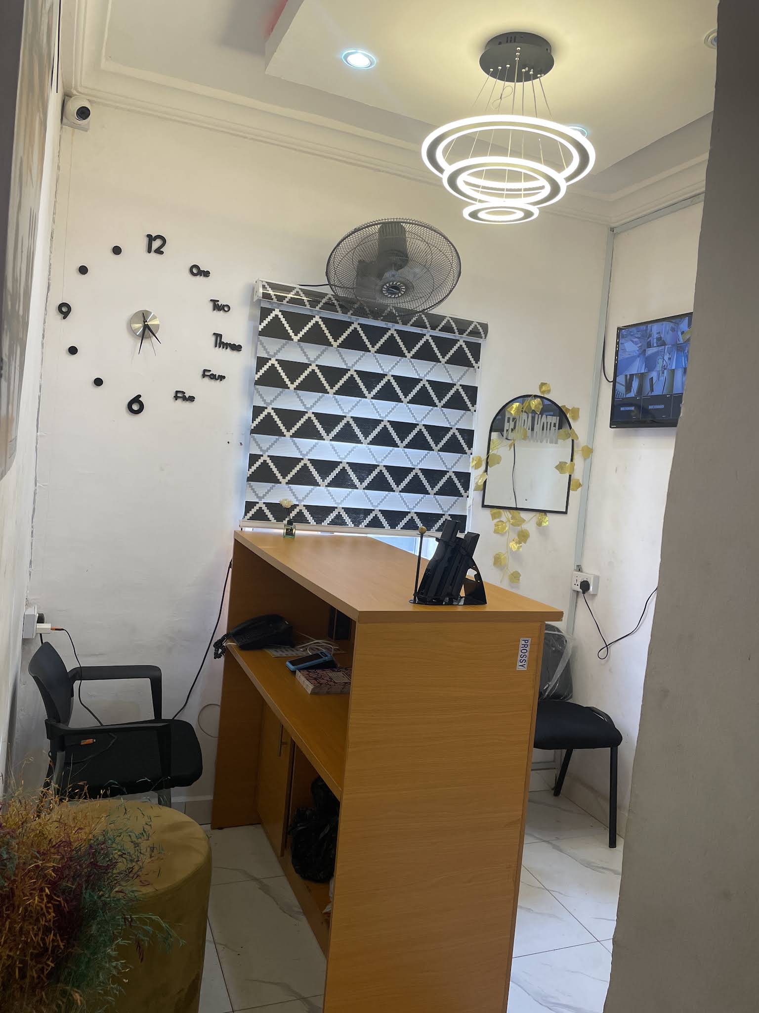 Fejipa Hotel reception
